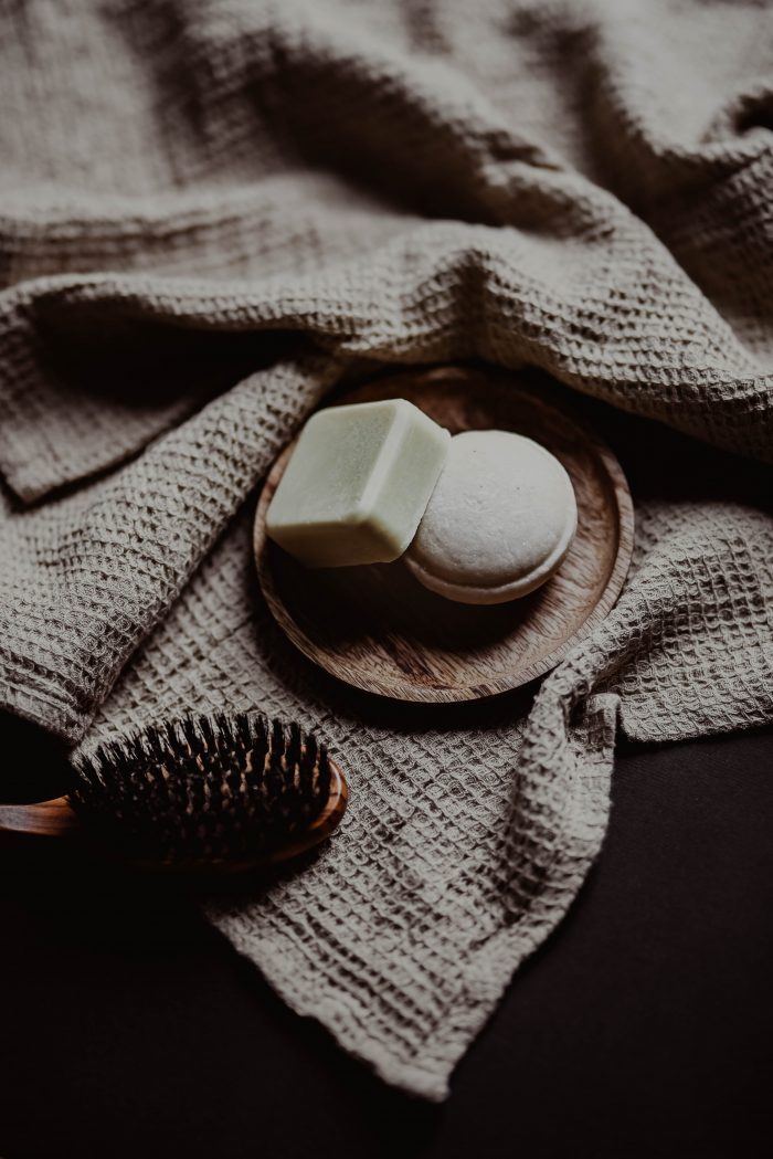 Kiinteä hiustenhoitosetti