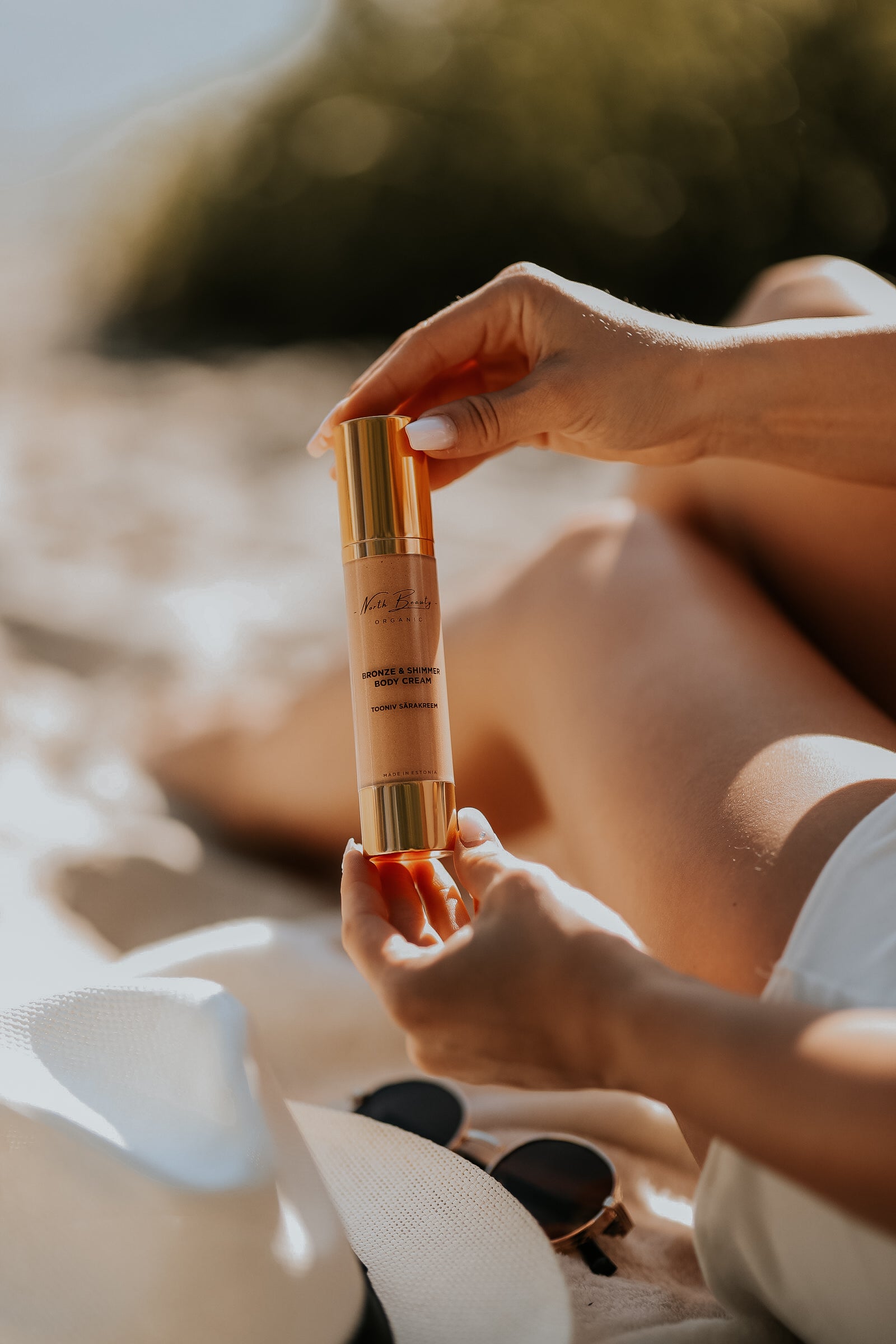 Sävytetty hehkuvoide, 50 ml