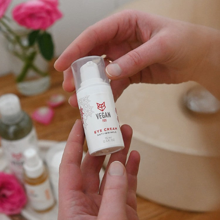 Ryppyjä ehkäisevä silmänympärysvoide,15 ml